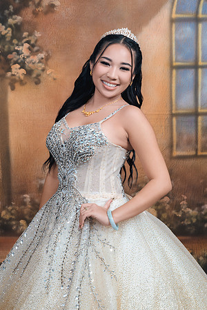 Amanda Debut